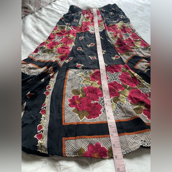 Vintage 90s Black Pink Floral Patchwork Midi Skirt Small 6 Whimsigoth Romantic - Picture 7 of 7